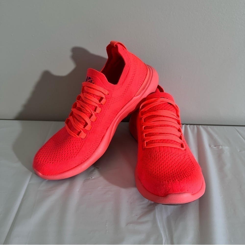 APL Athletic Propulsion Techloom Breeze Shoes